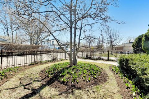 Tiny photo for 250 High Street, Highwood, IL 60040 (MLS # 12577549)