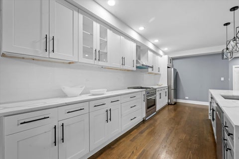 Tiny photo for 1531 Wenonah Avenue, Berwyn, IL 60402 (MLS # 12682083)
