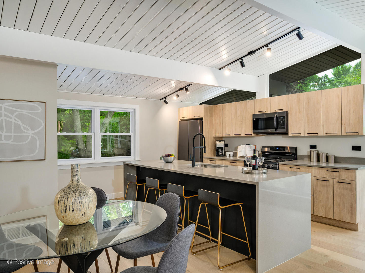 644 Hyacinth Place