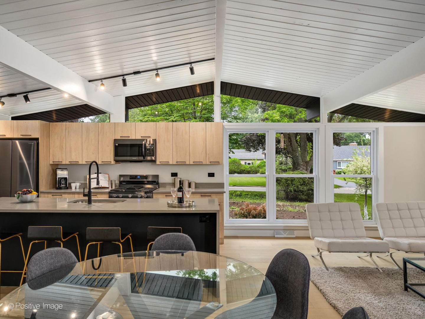 644 Hyacinth Place