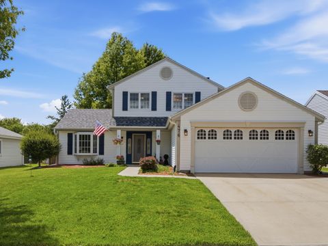 476 Essex Place, Carol Stream, IL 60188 - #: 12681439