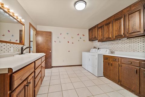 Tiny photo for 23875 E 00 N Road, Cropsey, IL 61731 (MLS # 12368273)