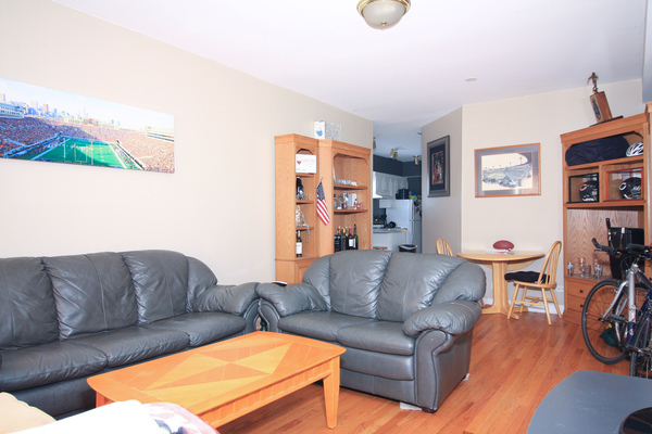 2455 N Ashland Avenue 3