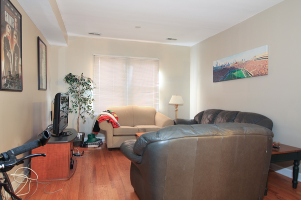 2455 N Ashland Avenue 3