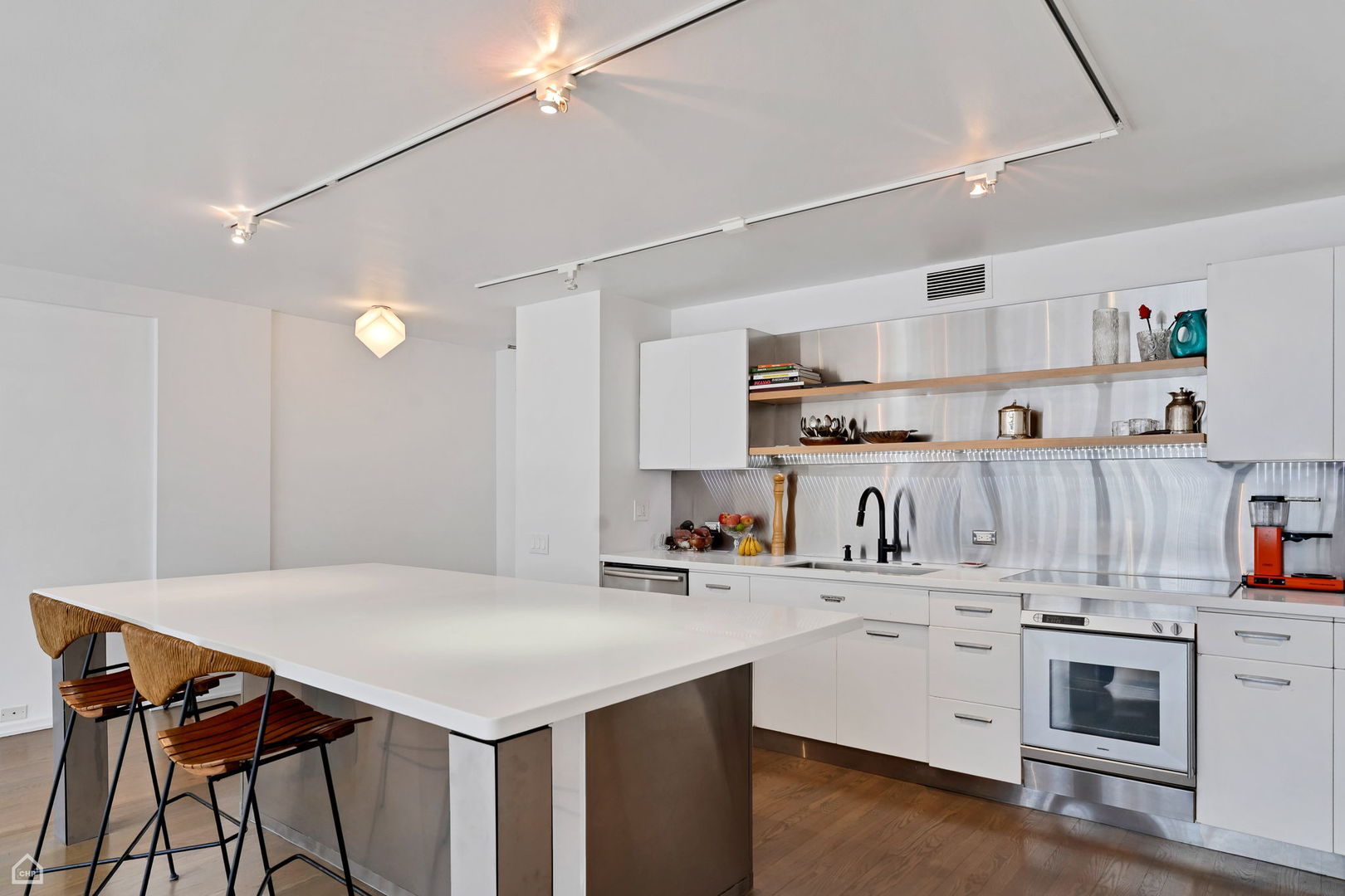 900 N LAKE SHORE Drive 310