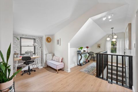 Tiny photo for 220 Richmond Street, Evanston, IL 60202 (MLS # 12516299)