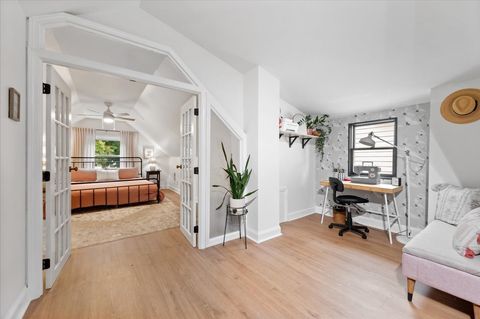 Tiny photo for 220 Richmond Street, Evanston, IL 60202 (MLS # 12516299)