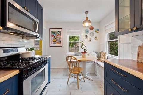 Tiny photo for 220 Richmond Street, Evanston, IL 60202 (MLS # 12516299)