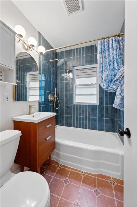 Tiny photo for 220 Richmond Street, Evanston, IL 60202 (MLS # 12516299)