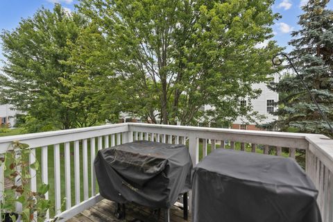 Tiny photo for 283 Ashbury Lane W, Roselle, IL 60172 (MLS # 12572759)