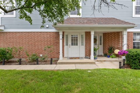 Tiny photo for 283 Ashbury Lane W, Roselle, IL 60172 (MLS # 12572759)