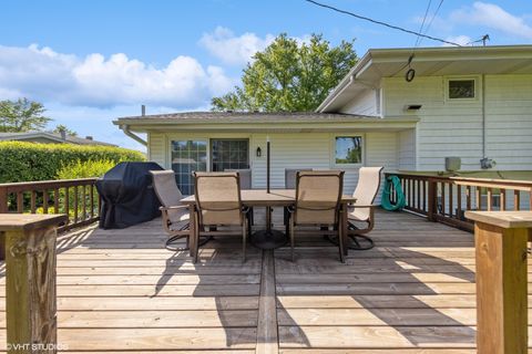Tiny photo for 5518 Wilcox Avenue, Downers Grove, IL 60516 (MLS # 12457553)