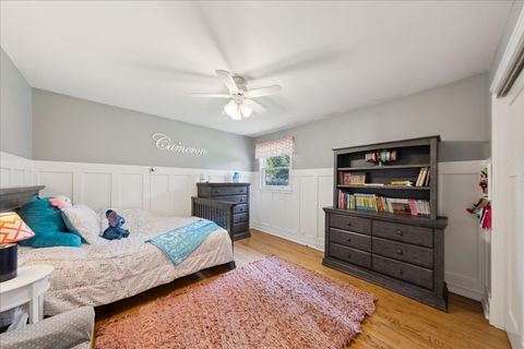 Tiny photo for 5518 Wilcox Avenue, Downers Grove, IL 60516 (MLS # 12457553)