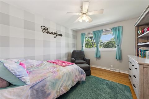 Tiny photo for 5518 Wilcox Avenue, Downers Grove, IL 60516 (MLS # 12457553)