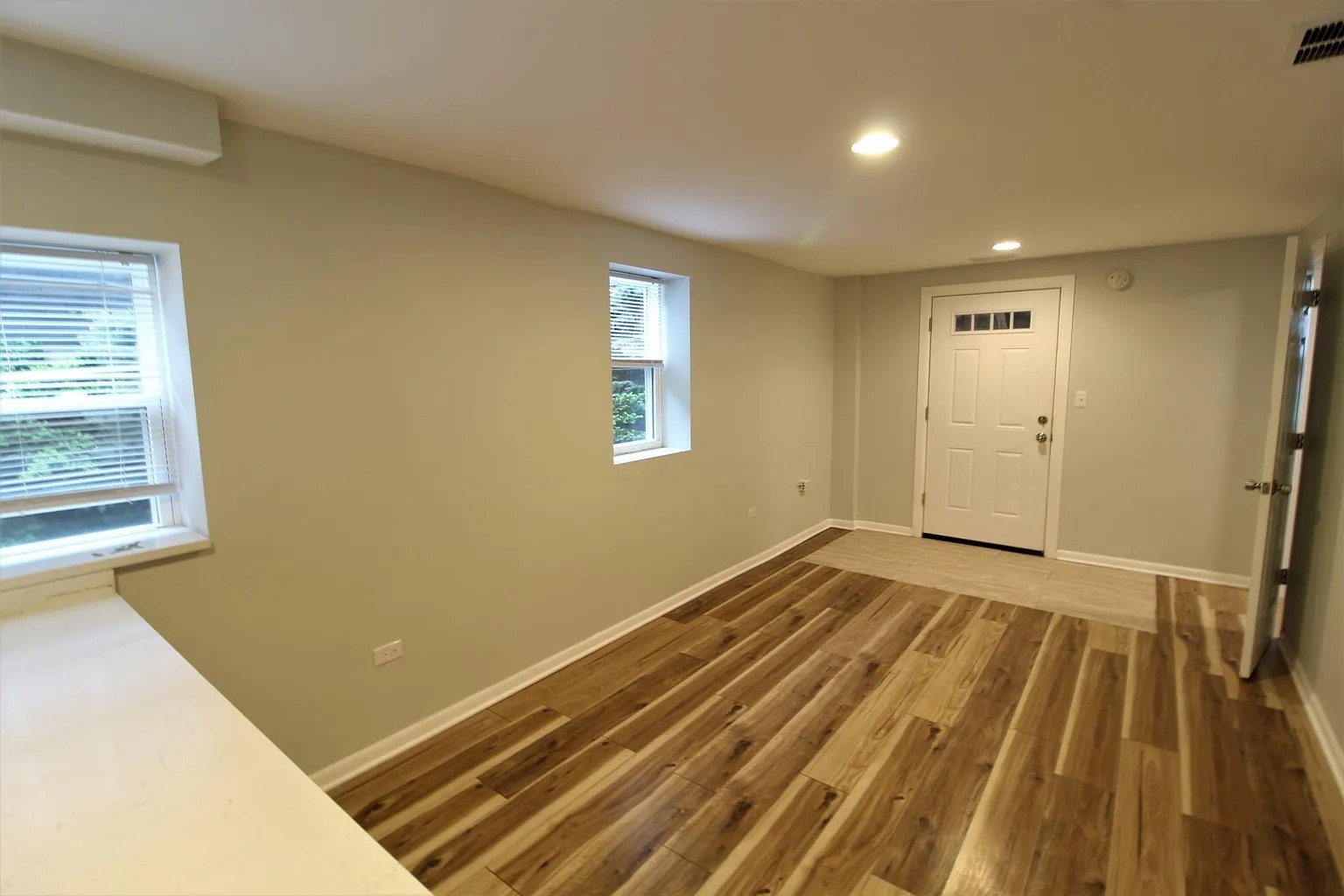2731 W Saint Georges Court 1