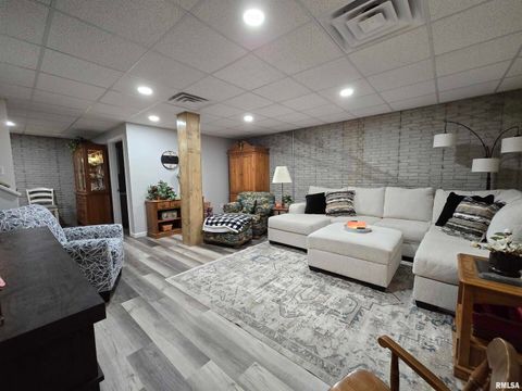 Tiny photo for 1436 1100 E Street, Mt Sterling, IL 62353 (MLS # QC4269682)