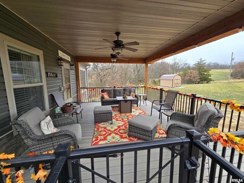 Tiny photo for 1436 1100 E Street, Mt Sterling, IL 62353 (MLS # QC4269682)