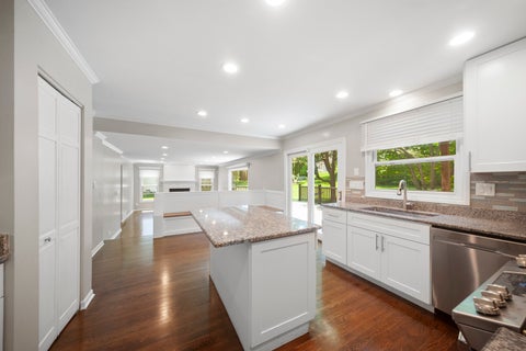Tiny photo for 310 Chesterfield Lane, Vernon Hills, IL 60061 (MLS # 12695313)
