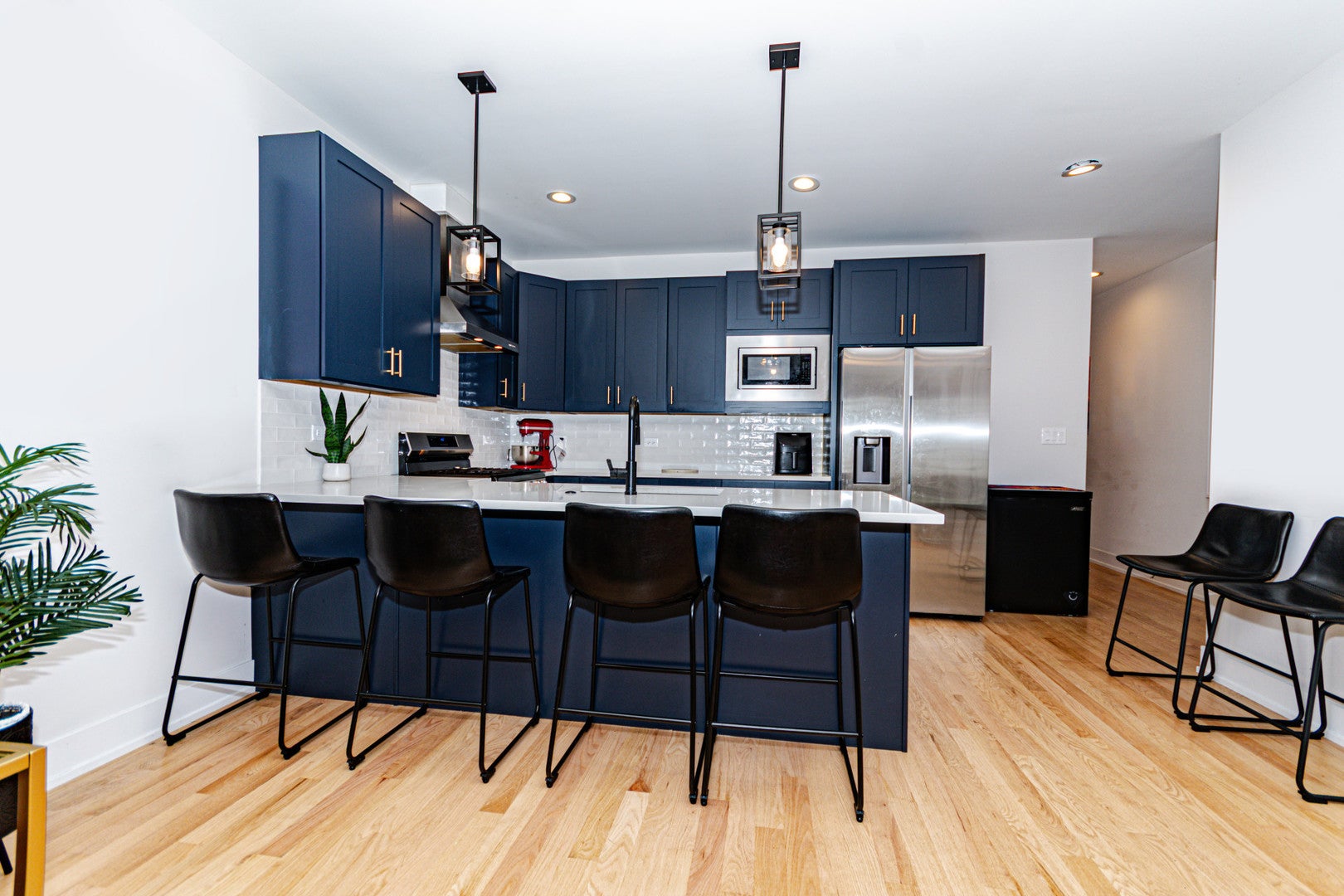 1738 W 17th Street 2