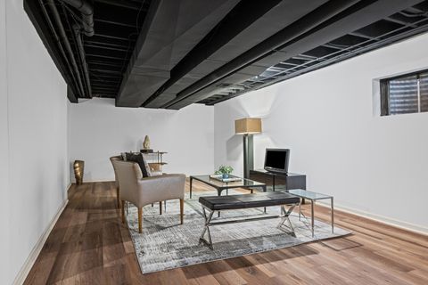 Tiny photo for 220 Dover Circle, Lincolnshire, IL 60069 (MLS # 12577288)