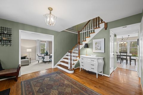 Tiny photo for 220 Dover Circle, Lincolnshire, IL 60069 (MLS # 12577288)