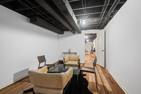 Tiny photo for 220 Dover Circle, Lincolnshire, IL 60069 (MLS # 12577288)