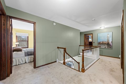 Tiny photo for 220 Dover Circle, Lincolnshire, IL 60069 (MLS # 12577288)