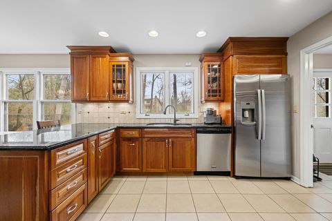 Tiny photo for 220 Dover Circle, Lincolnshire, IL 60069 (MLS # 12577288)