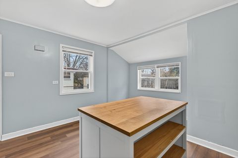 Tiny photo for 2102 Eastman Street, Rolling Meadows, IL 60008 (MLS # 12523085)