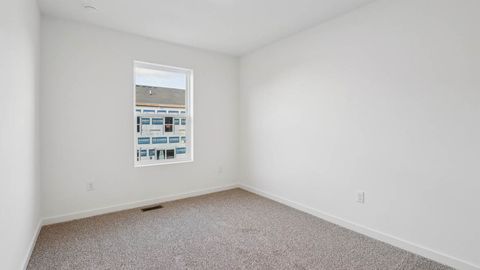 Tiny photo for 921 Briar Glen Court, Hampshire, IL 60140 (MLS # 12532162)