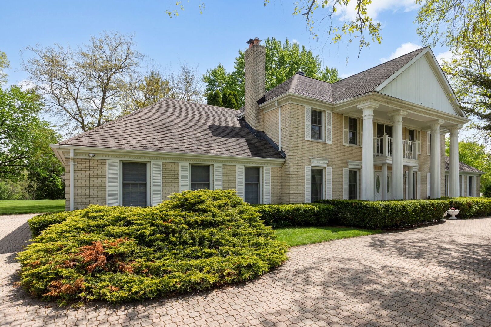 7 Willow Bay Drive