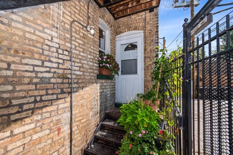 Tiny photo for 1629 W NORTH SHORE Drive #103, Chicago, IL 60626 (MLS # 12734565)