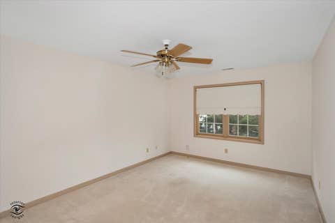 Tiny photo for 572 Bradbury Lane #572, Geneva, IL 60134 (MLS # 12685528)