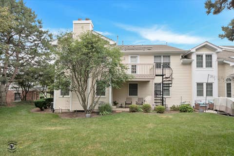 Tiny photo for 572 Bradbury Lane #572, Geneva, IL 60134 (MLS # 12685528)