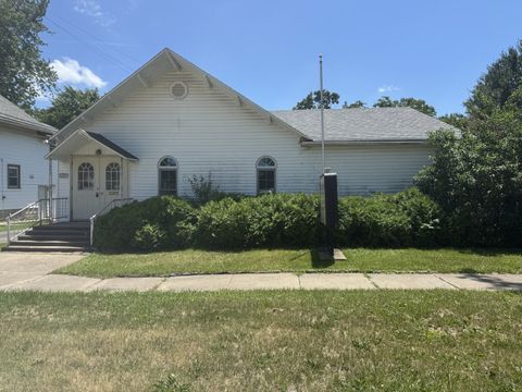 Photo of 1209 6th Street, Mendota, IL 61342 (MLS # 12403022)