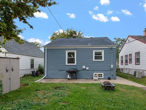 Tiny photo for 103 48th Avenue, Bellwood, IL 60104 (MLS # 12478269)