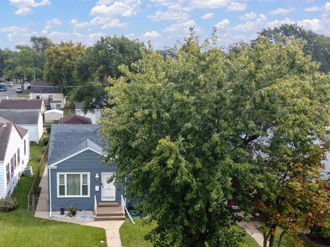 Tiny photo for 103 48th Avenue, Bellwood, IL 60104 (MLS # 12478269)