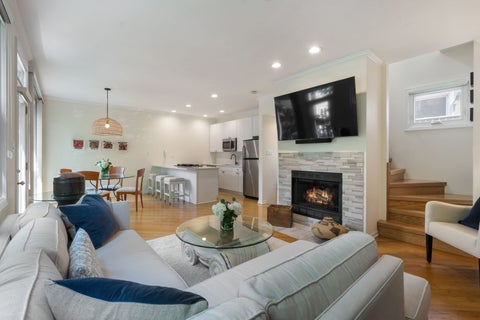 Tiny photo for 2825 N Wolcott Avenue #E, Chicago, IL 60657 (MLS # 12739269)