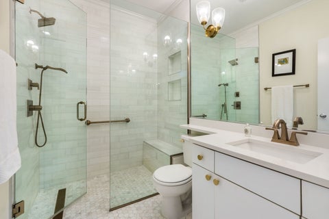 Tiny photo for 2825 N Wolcott Avenue #E, Chicago, IL 60657 (MLS # 12739269)