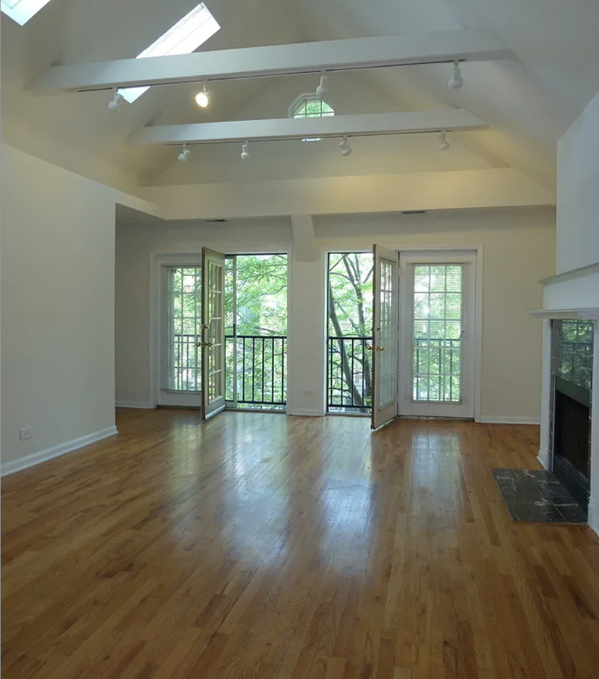1454 W Walton Street