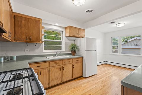 Tiny photo for 5830 N Kenton Avenue, Chicago, IL 60646 (MLS # 12499763)