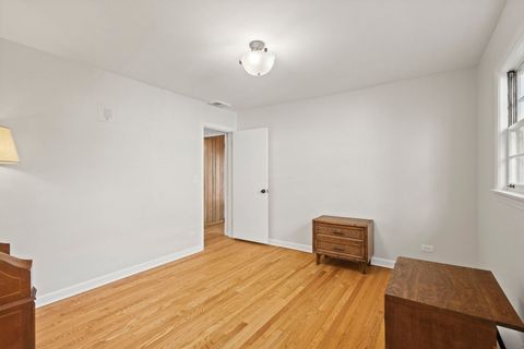Tiny photo for 5830 N Kenton Avenue, Chicago, IL 60646 (MLS # 12499763)