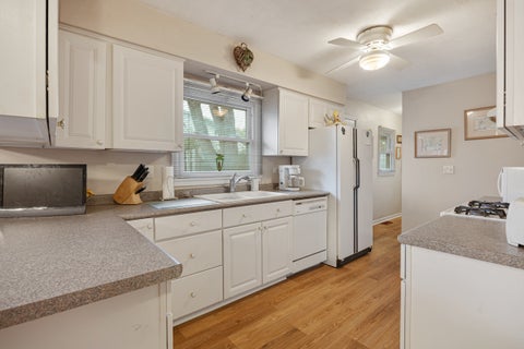 Tiny photo for 89 Grange Road, Elk Grove Village, IL 60007 (MLS # 12784520)