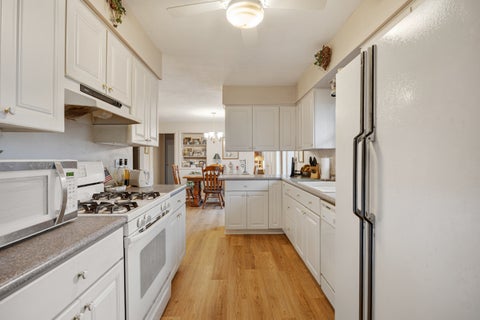 Tiny photo for 89 Grange Road, Elk Grove Village, IL 60007 (MLS # 12784520)