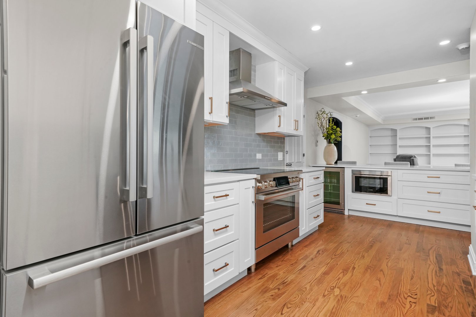 1616 Sheridan Road 2E