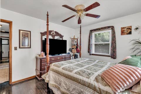 Tiny photo for 919 Colony Drive, Davenport, IA 52806 (MLS # 12692884)