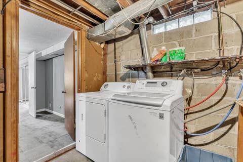 Tiny photo for 919 Colony Drive, Davenport, IA 52806 (MLS # 12692884)
