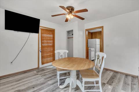 Tiny photo for 919 Colony Drive, Davenport, IA 52806 (MLS # 12692884)
