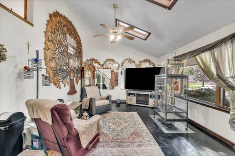 Tiny photo for 919 Colony Drive, Davenport, IA 52806 (MLS # 12692884)