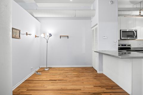 Tiny photo for 801 S Wells Street #608, Chicago, IL 60607 (MLS # 12519979)